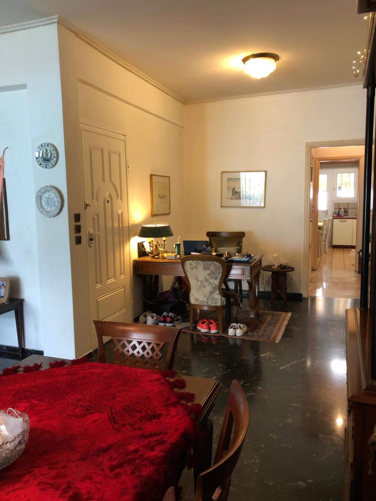 Spacious Double In The Center Of Athènes